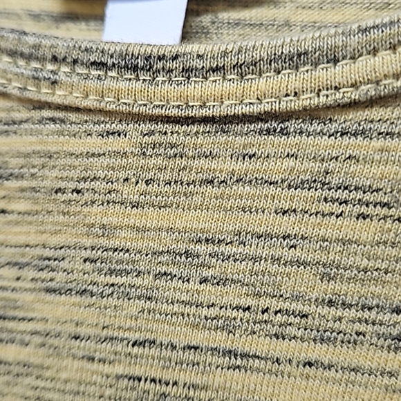 LulaRoe, Sz XXS Top, Blouse, Shirt, Yellow, Gray, Short Sleeve, Tee - Picture 5 of 7